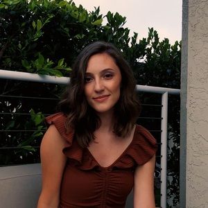 Meet your Posher, Evelina